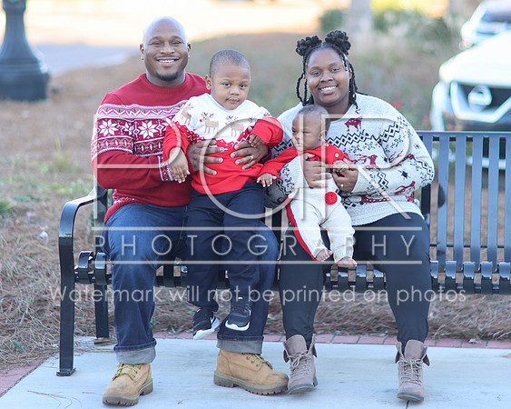 2024_Christmas_Shanita-36