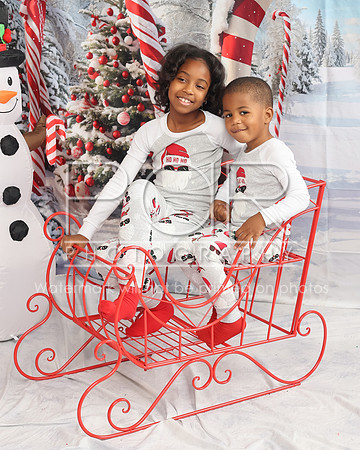 2024_Christmas_LaTashia-16