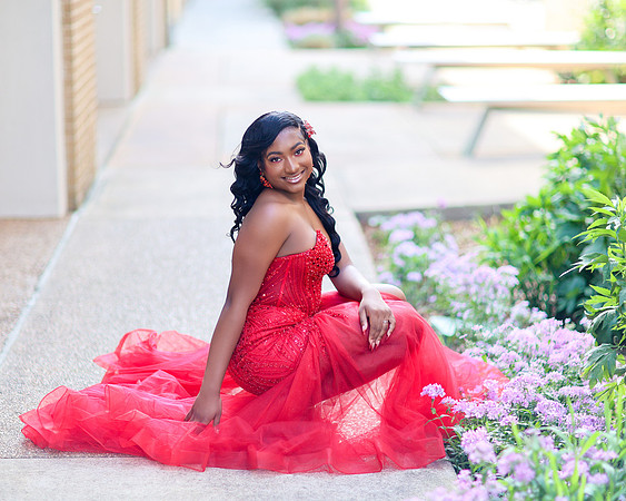 2025_Prom_ShaniahSis-39