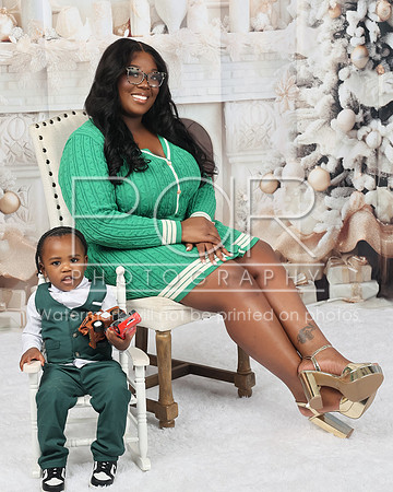 2024_Christmas_Jada Varnell-26