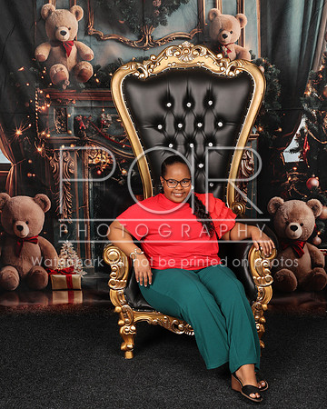 2024_Christmas_Antoinette-4