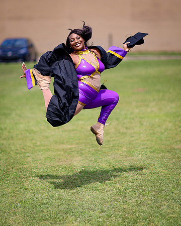 2025_Grad_Maddy-97