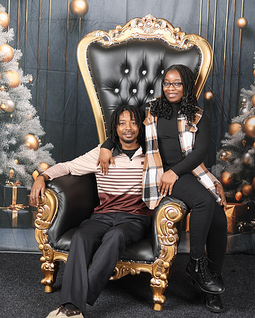 2024_Christmas_Alisha-17