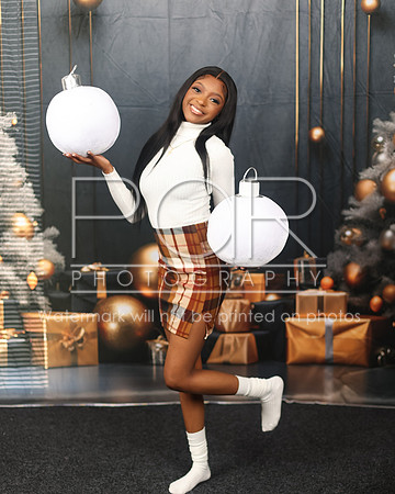 2024_Christmas_Jamiyah-34