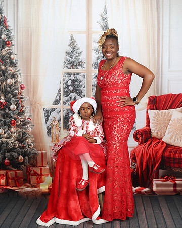 2024_Christmas_Victoria-21