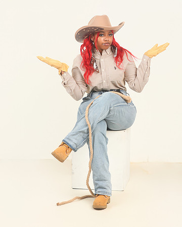 2025_Campaign_Tyianna-34