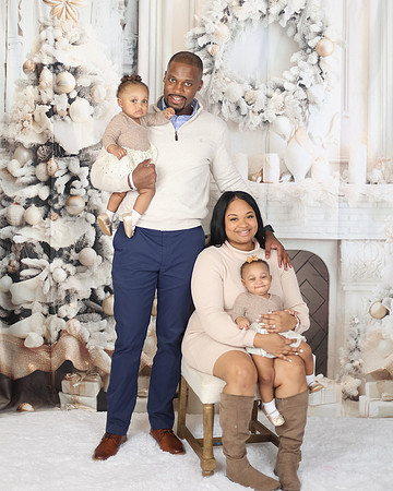 2024_Christmas_Barnes Family-2