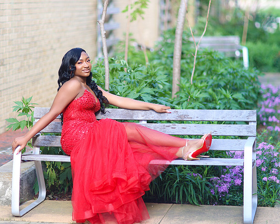 2025_Prom_ShaniahSis-35