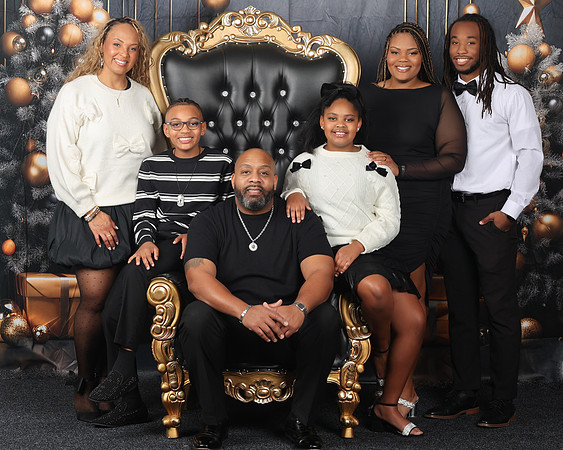 2024_Christmas_Monifah-20