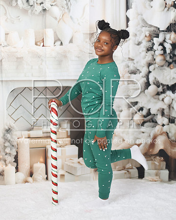 2024_Christmas_Aykia-18