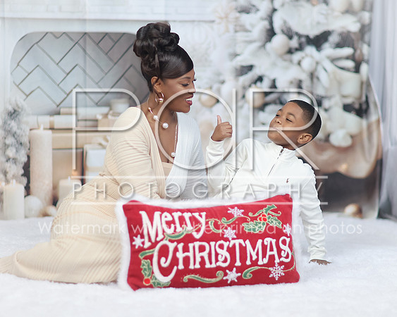 2024_Christmas_Aleaka Brown-8