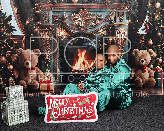 2024_Christmas_Mercedes Thomas-5