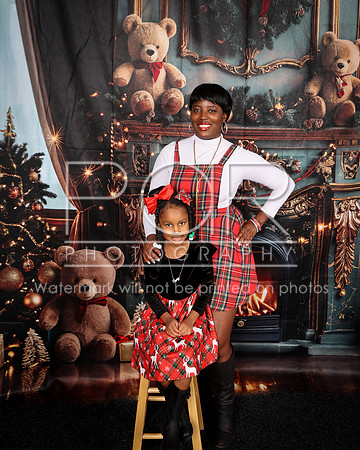 2024_Christmas_Eboni-9