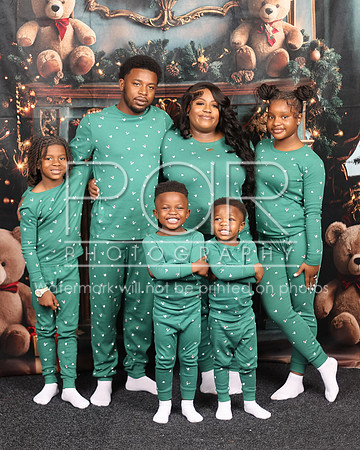 2024_Christmas_Aykia-3